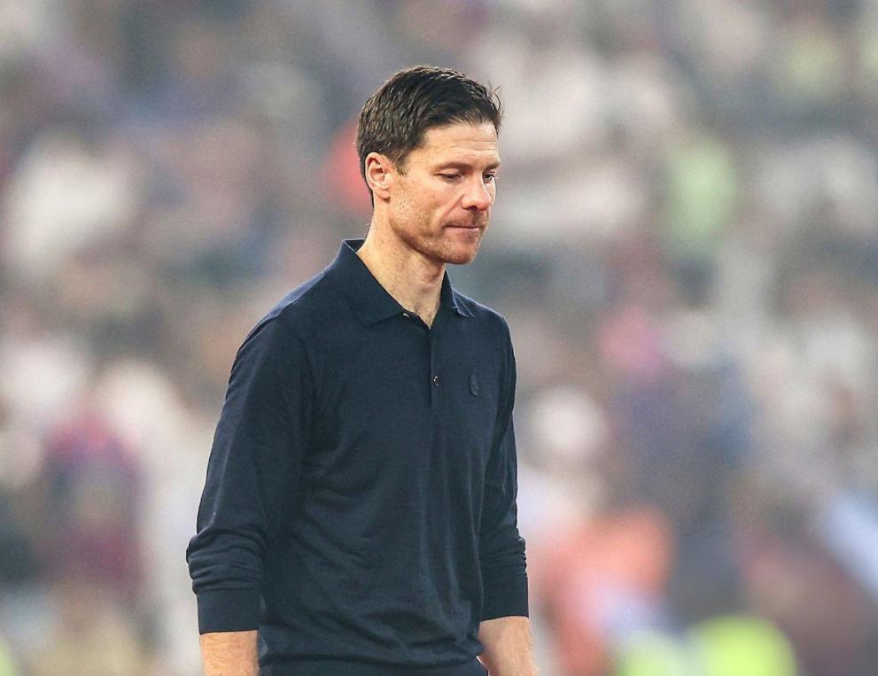 世界赛直播-皇马会是下一个曼联？阿隆索重演穆里尼奥旧事，老佛爷这次站球员